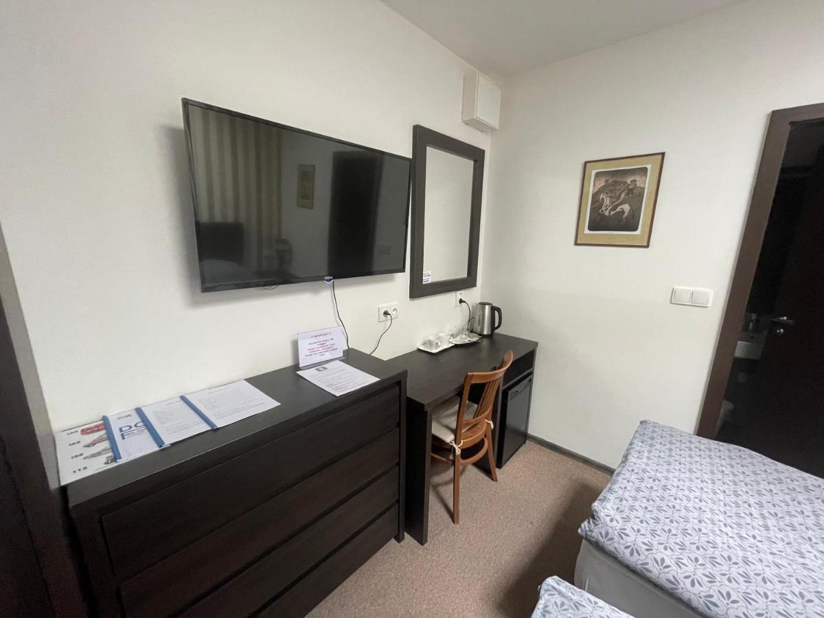 Kadaň Apartman Atelier מראה חיצוני תמונה