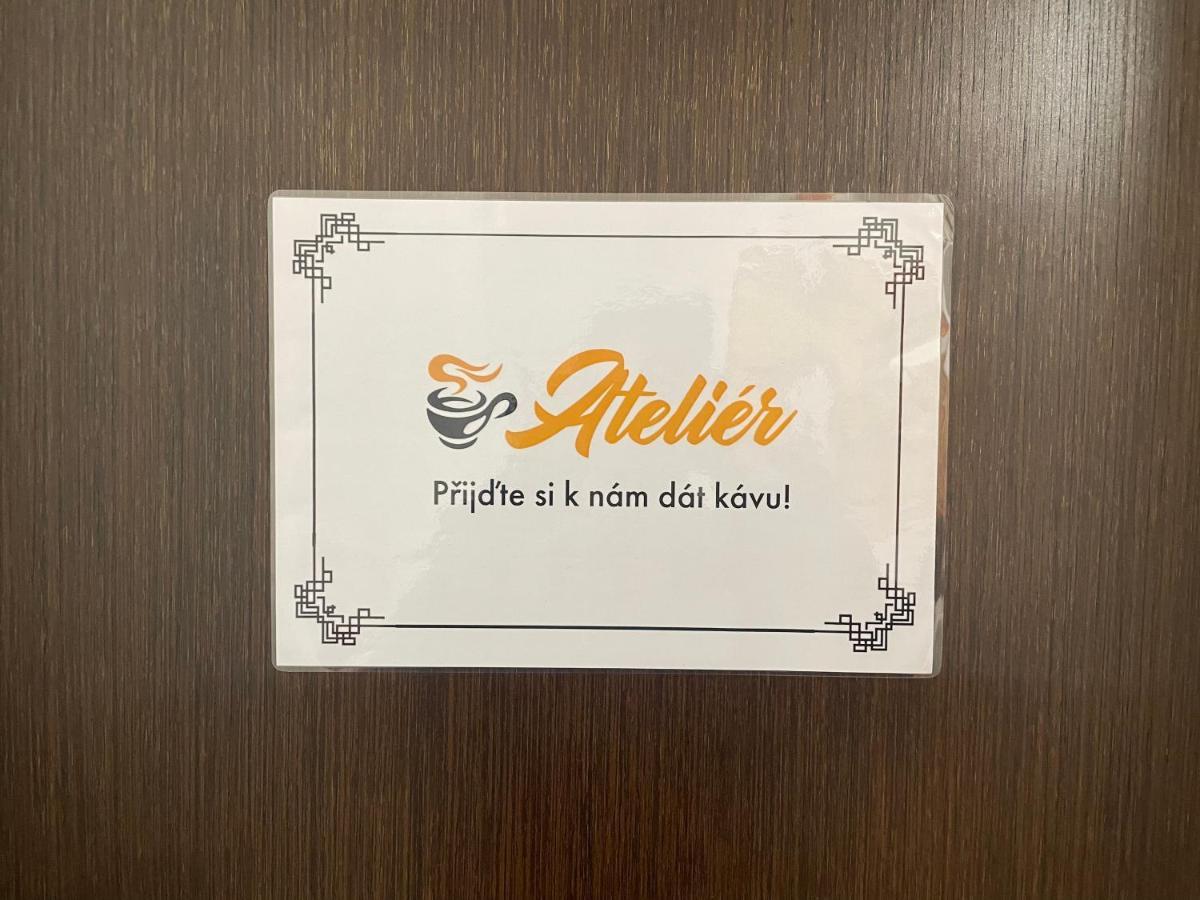 Kadaň Apartman Atelier מראה חיצוני תמונה