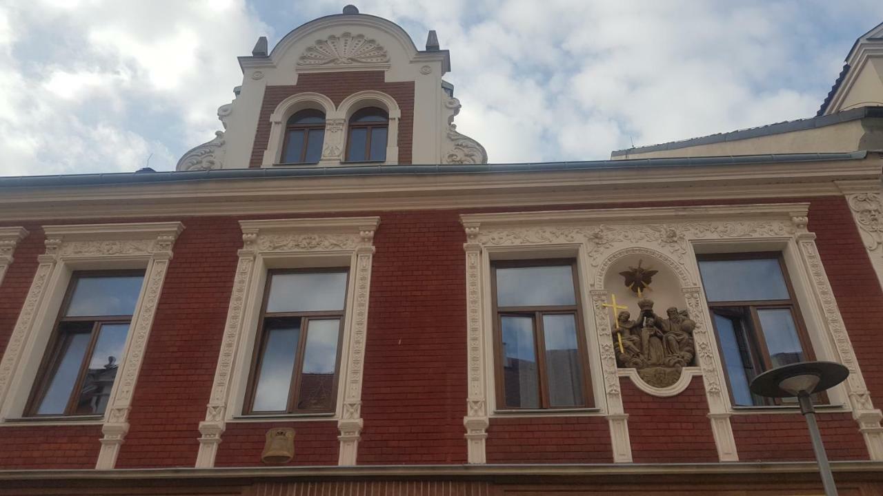 Kadaň Apartman Atelier מראה חיצוני תמונה